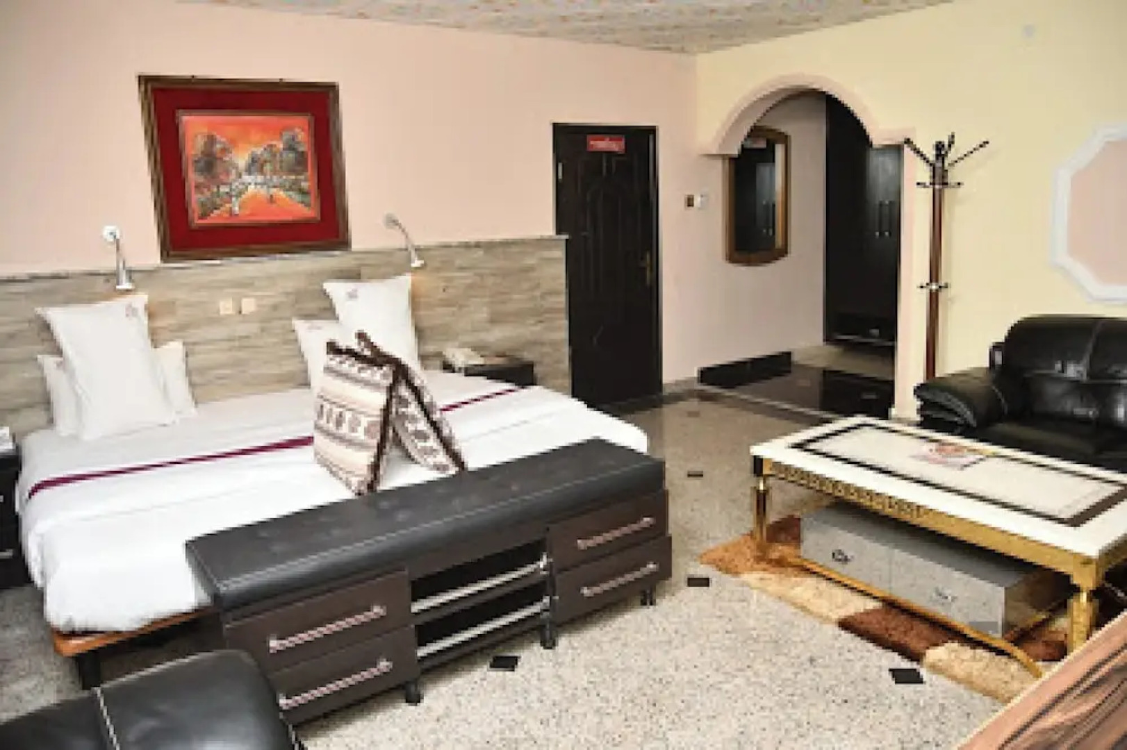 Room-choice Gate Hotel-business Double