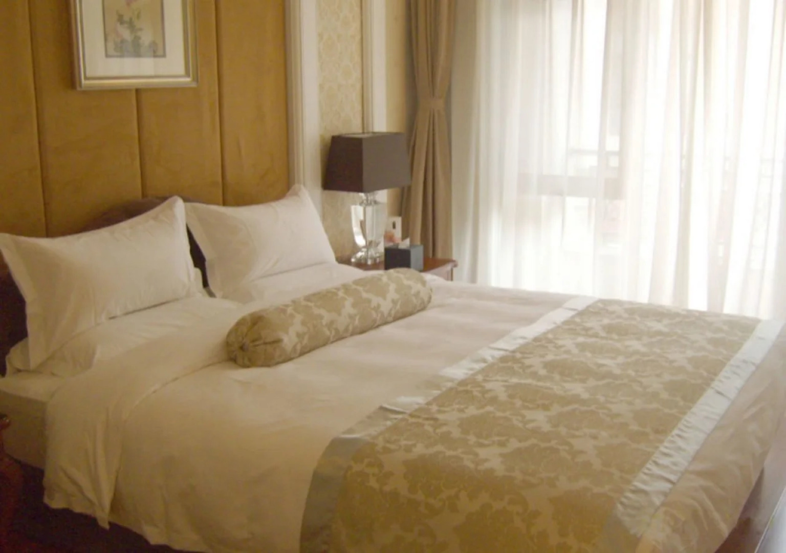 Golden Elephant Golf Hotel