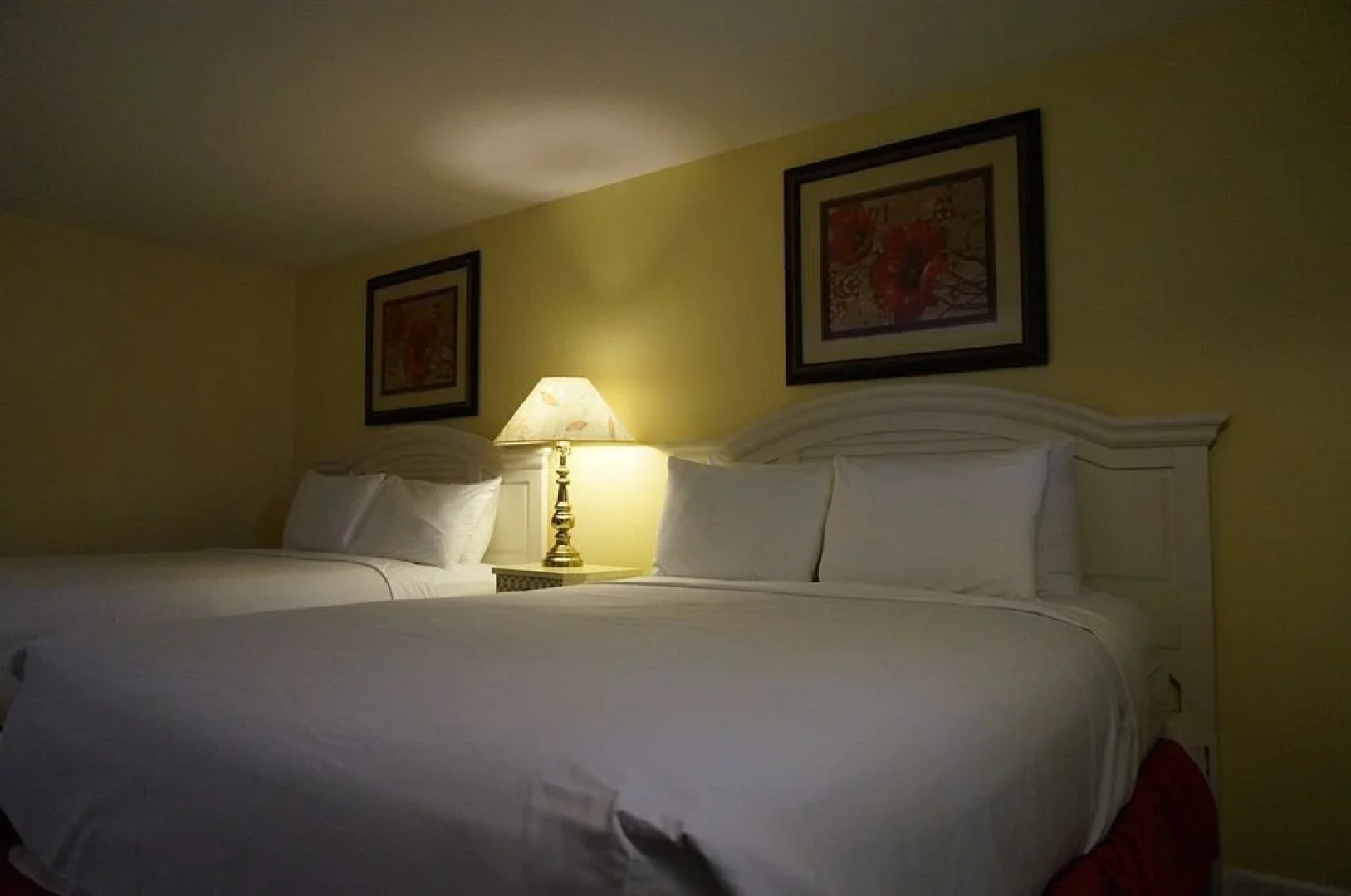 Cape Wind Waterfront Resort-Falmouth, Cape Cod