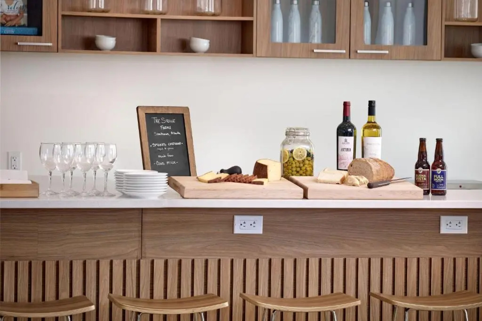 Element Dallas Richardson