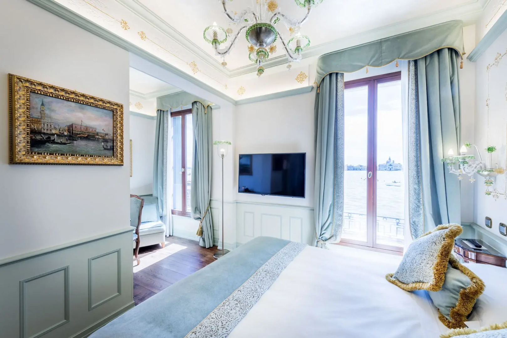 Отель Monaco & Grand Canal