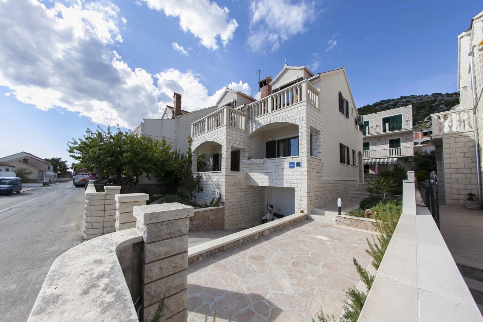 Apartment Ton - 200m from the sea: A2 Bol, Island Brac