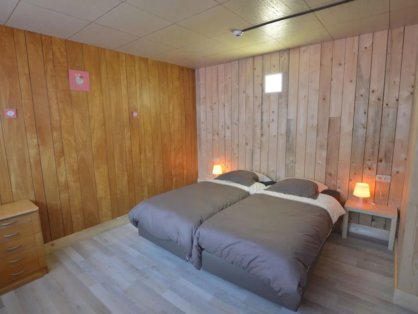 Superb House for Family Group with Swimming Pool, Sauna, Hot Tub, Billiards