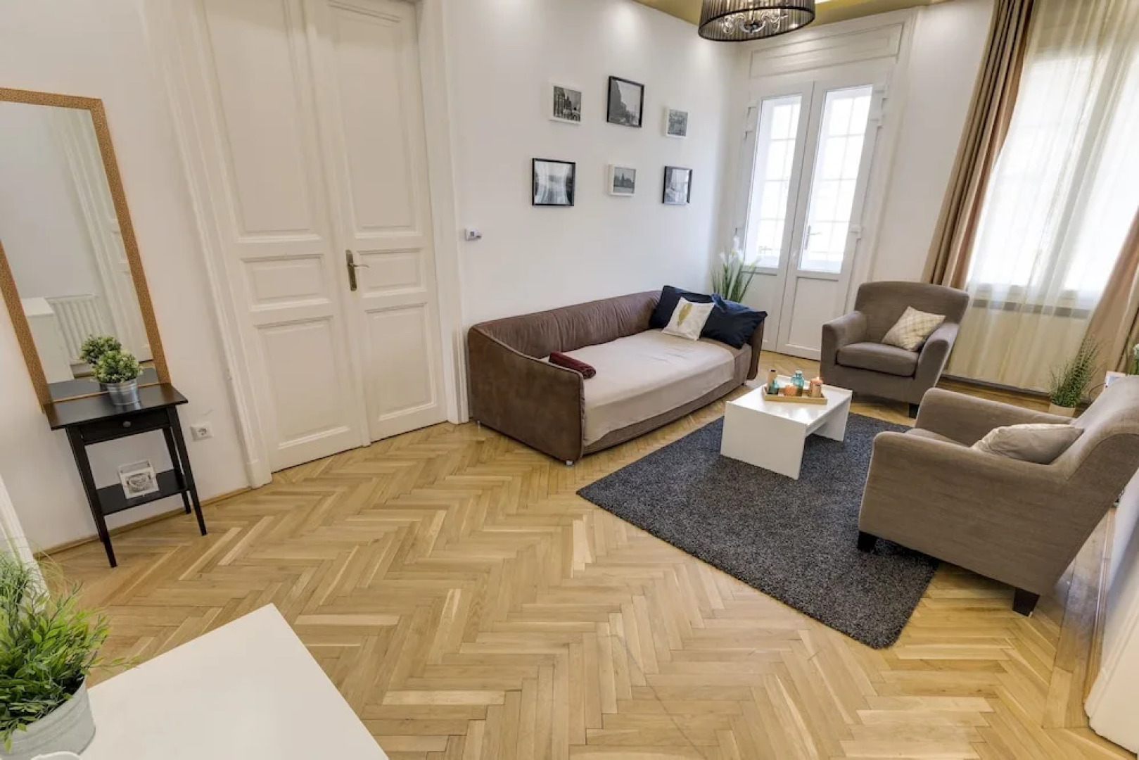 Real Apartments Zoltan