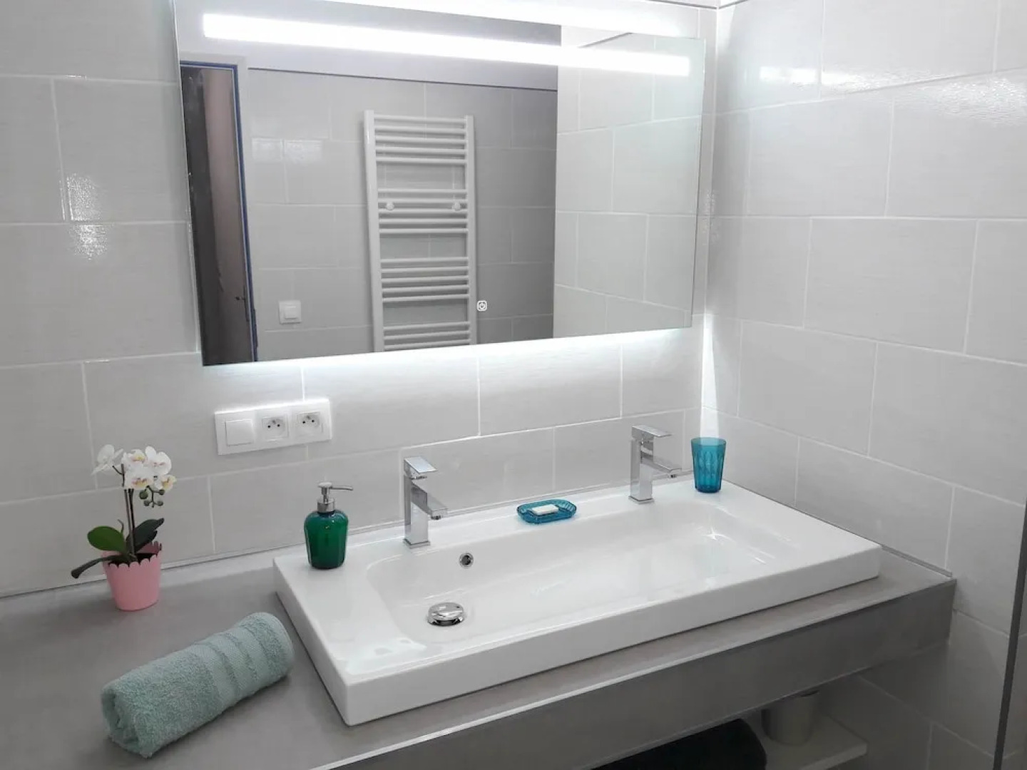 A 2 pas des vignes numero 7