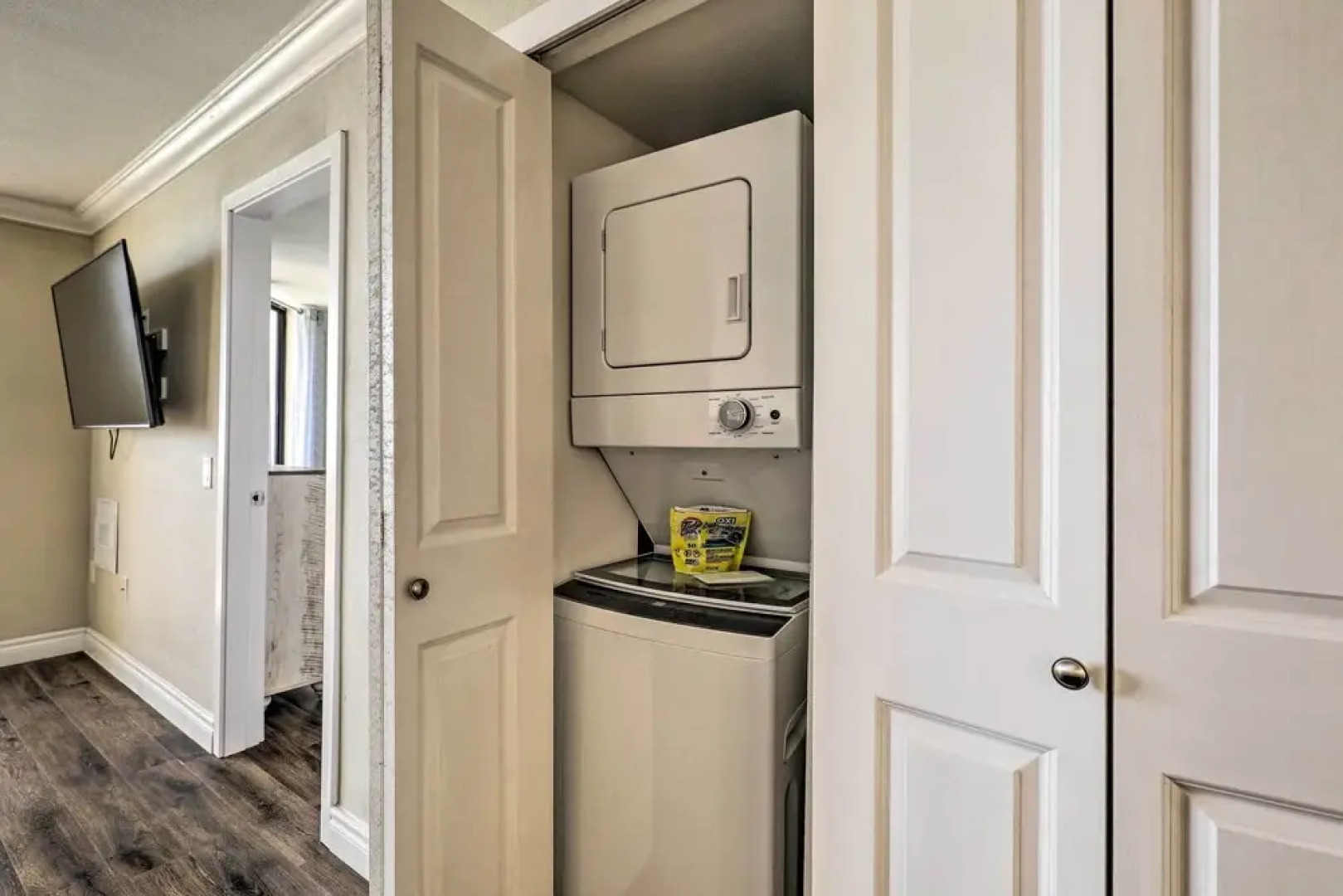 Waterfront Resort Condo w/ Private Beach & Pool