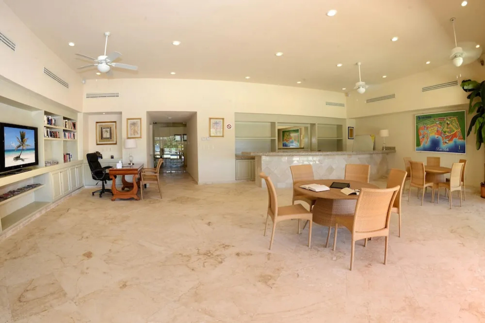 Porto Bello Gran Marina by GuruHotel