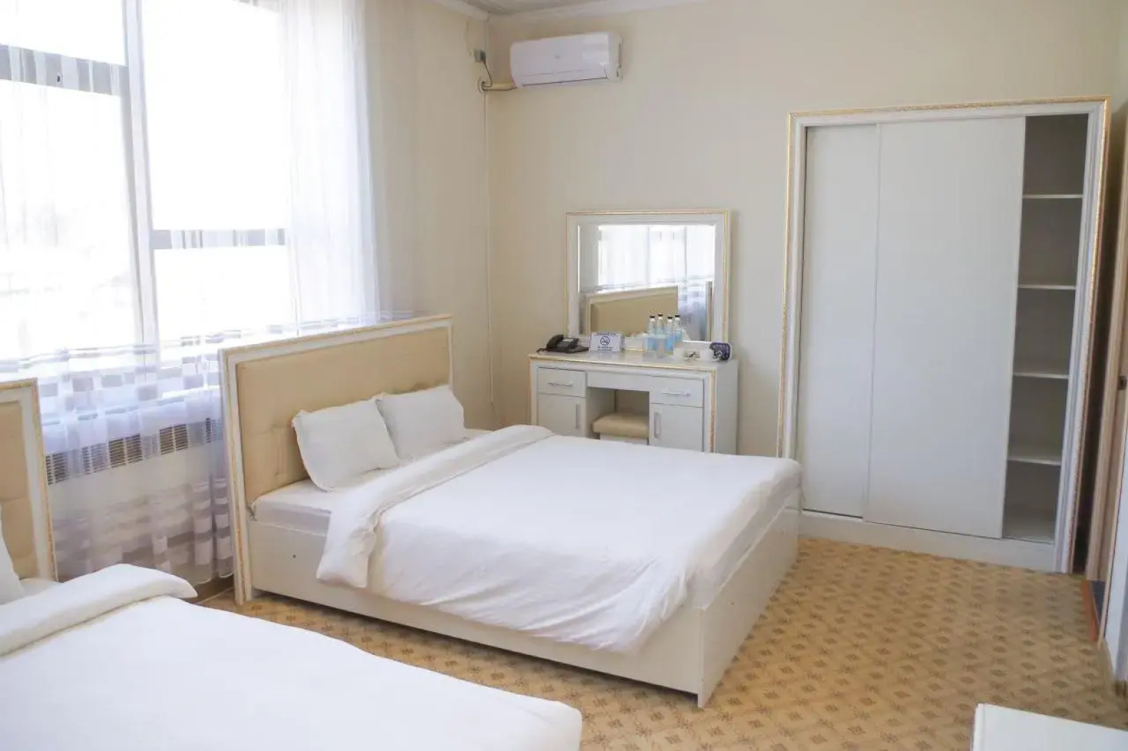 Sultan Jalal-Abad (Султан Жалал-Абад)