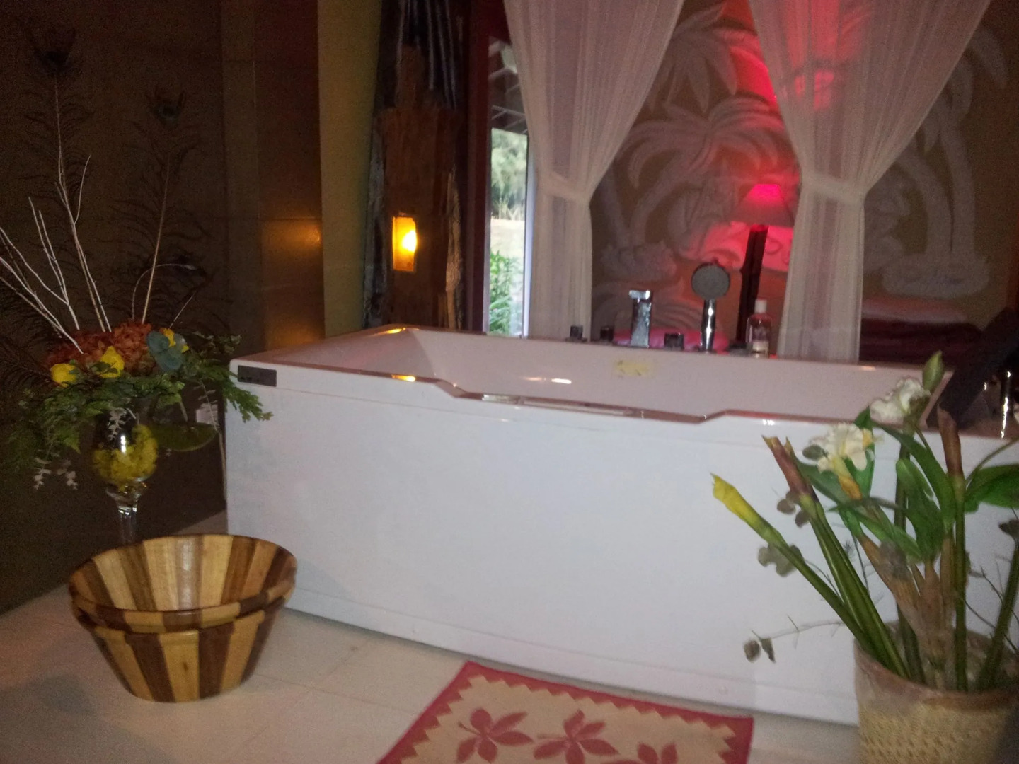 Nataya Roundhouse Coral Bay Resort and Spa