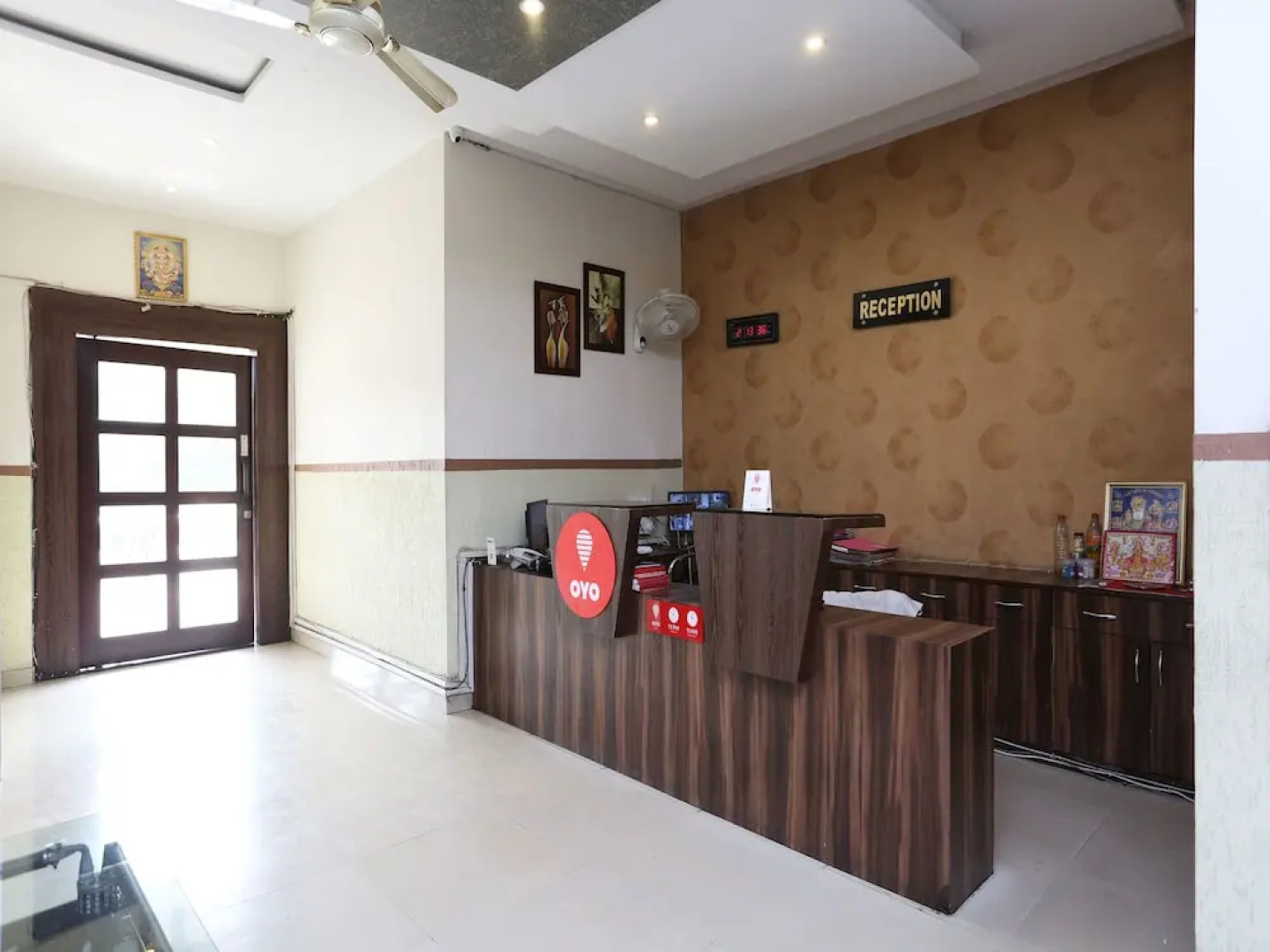 OYO 4127 Hotel City Pulse