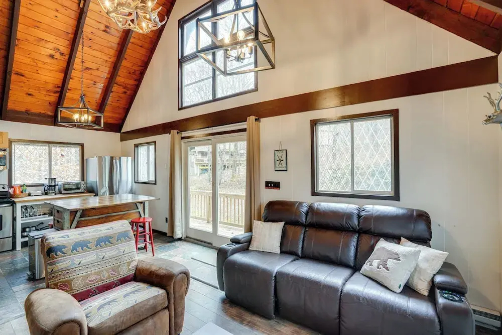 Hunter Mountain Home w/ Game Room: 1 Mi to Skiing!