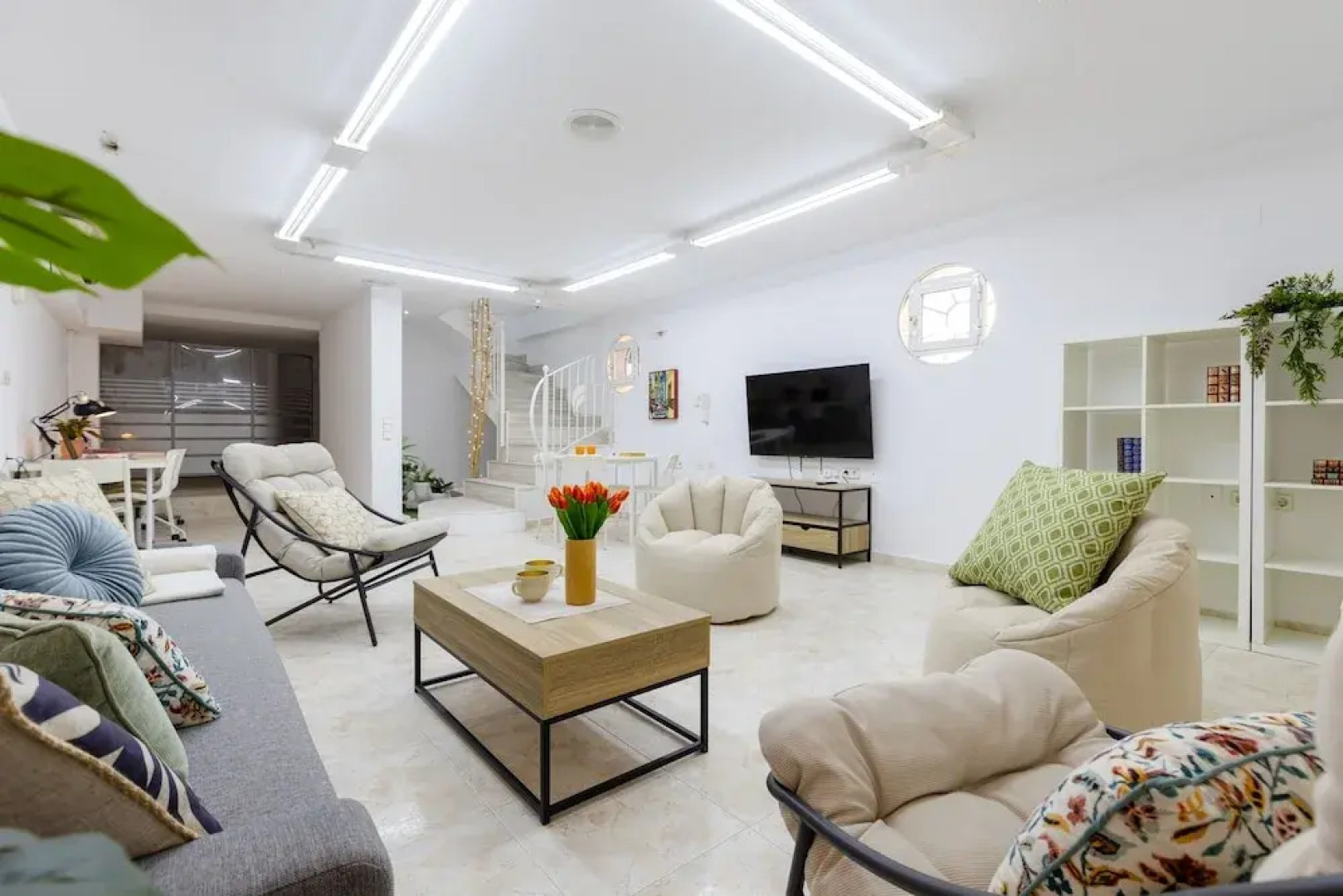 Coral Seashell Ground Floor by Fidalsa