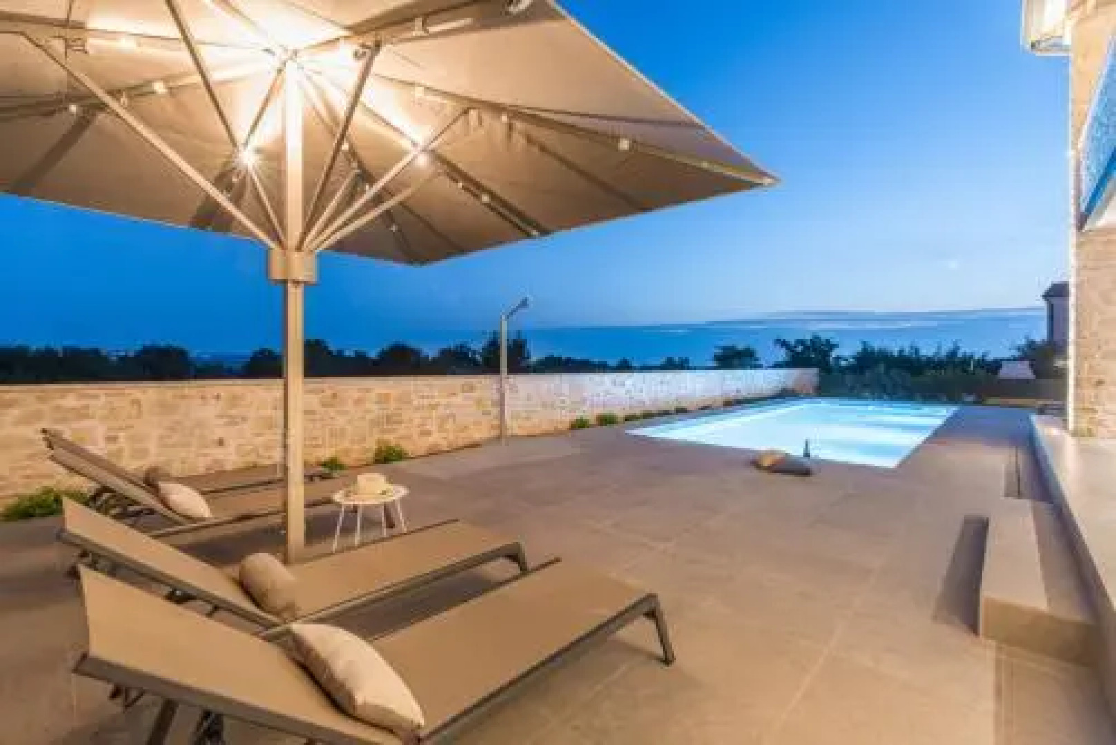 Exclusive Living Villas