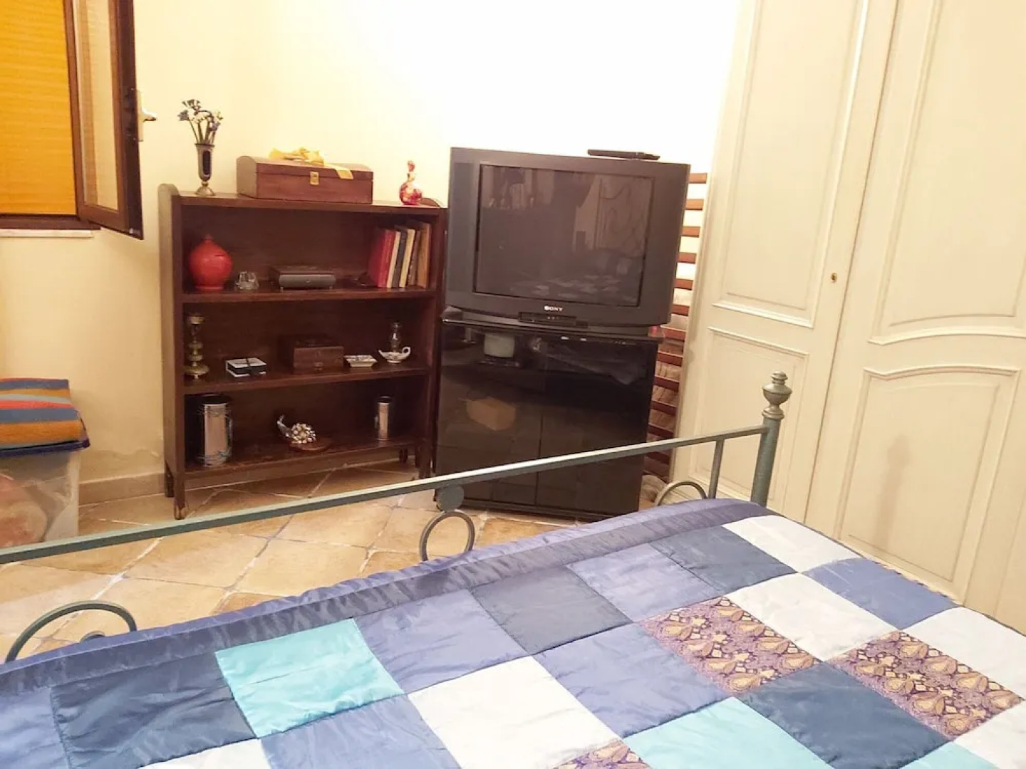 Lavish Holiday Home in Napoli With Swimming Pool