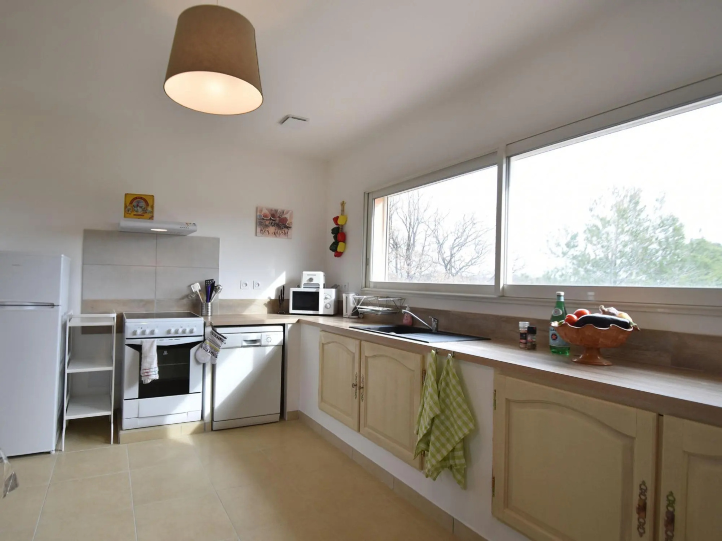 Charming villa in Montmeyan with garden and private pool