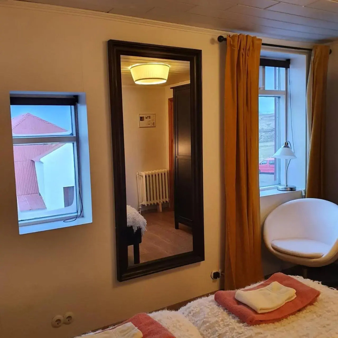 Helluland Guesthouse