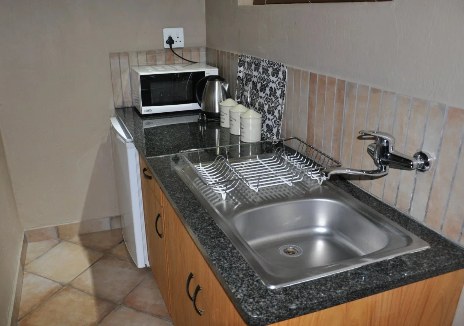 Ukutula Lodge & Game Reserve