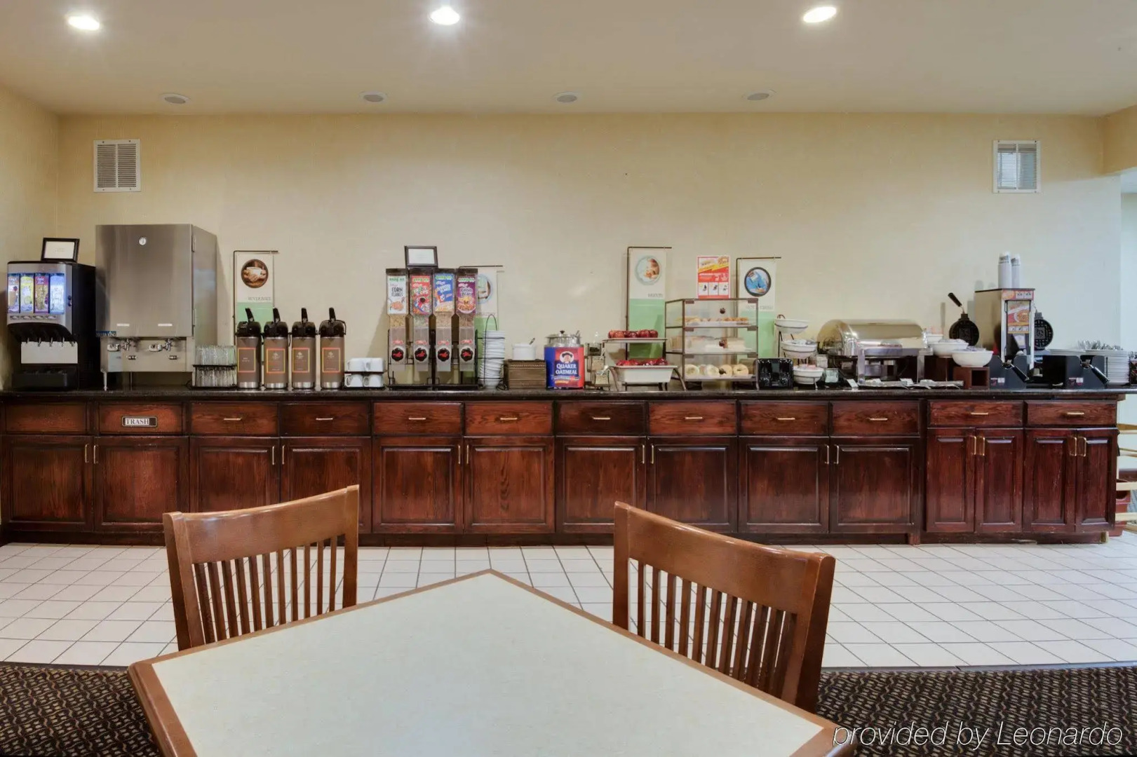 Country Inn & Suites by Radisson, Gurnee, IL