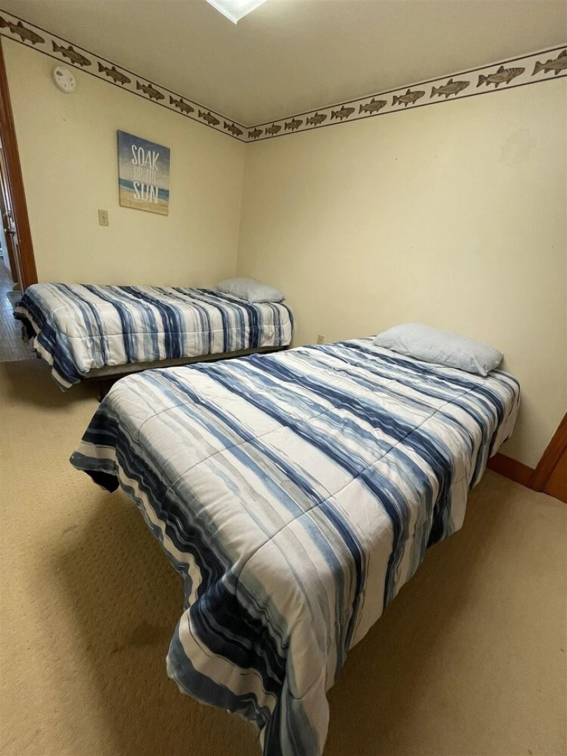 Loon Lodge Limit 8 3 Bedroom Home by RedAwning