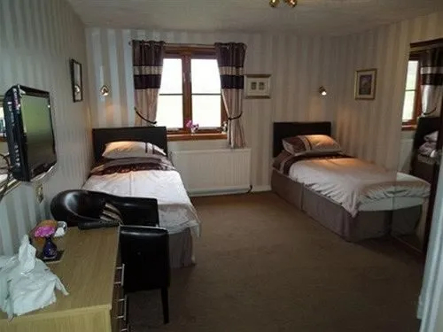 Ardoch Cottage Bed & Breakfast