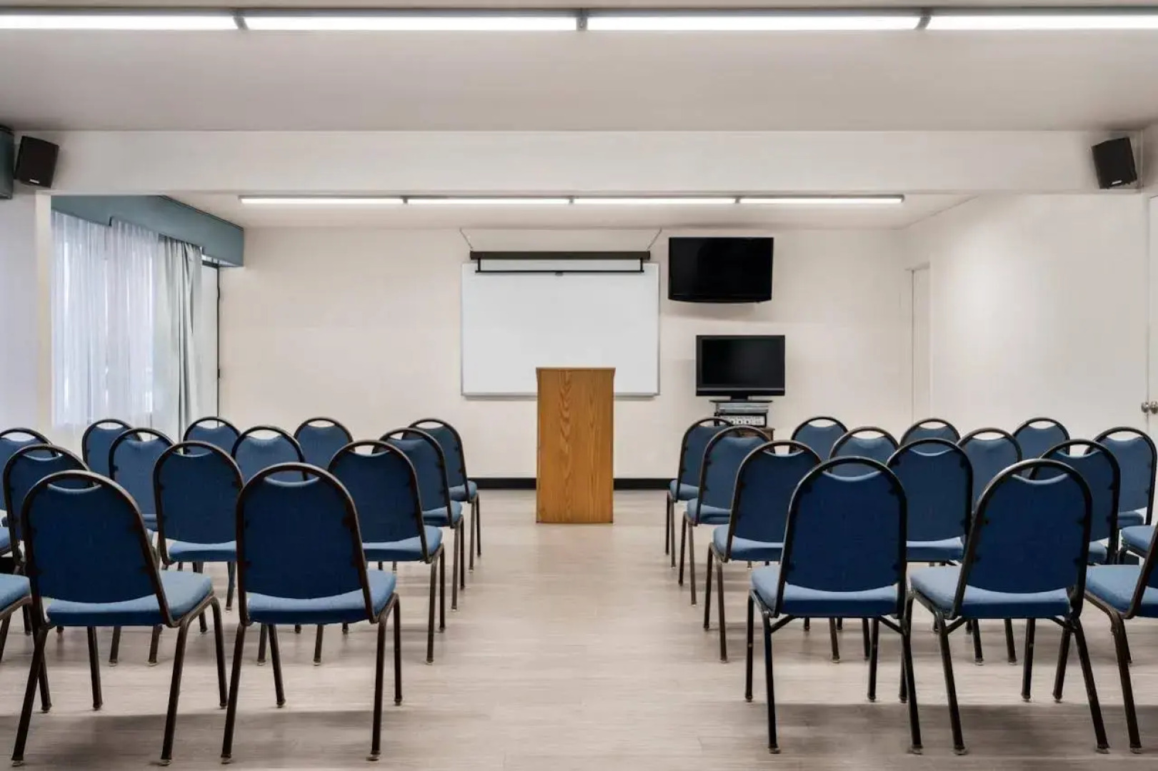 Ramada by Wyndham Mesa Downtown