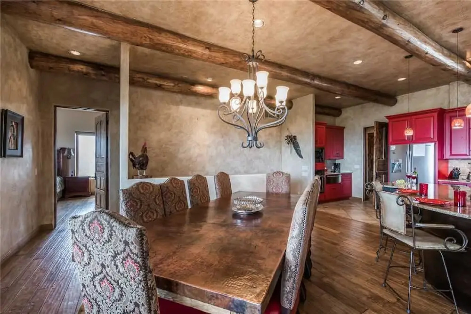 La Punta - Four Bedroom Cabin with Hot Tub