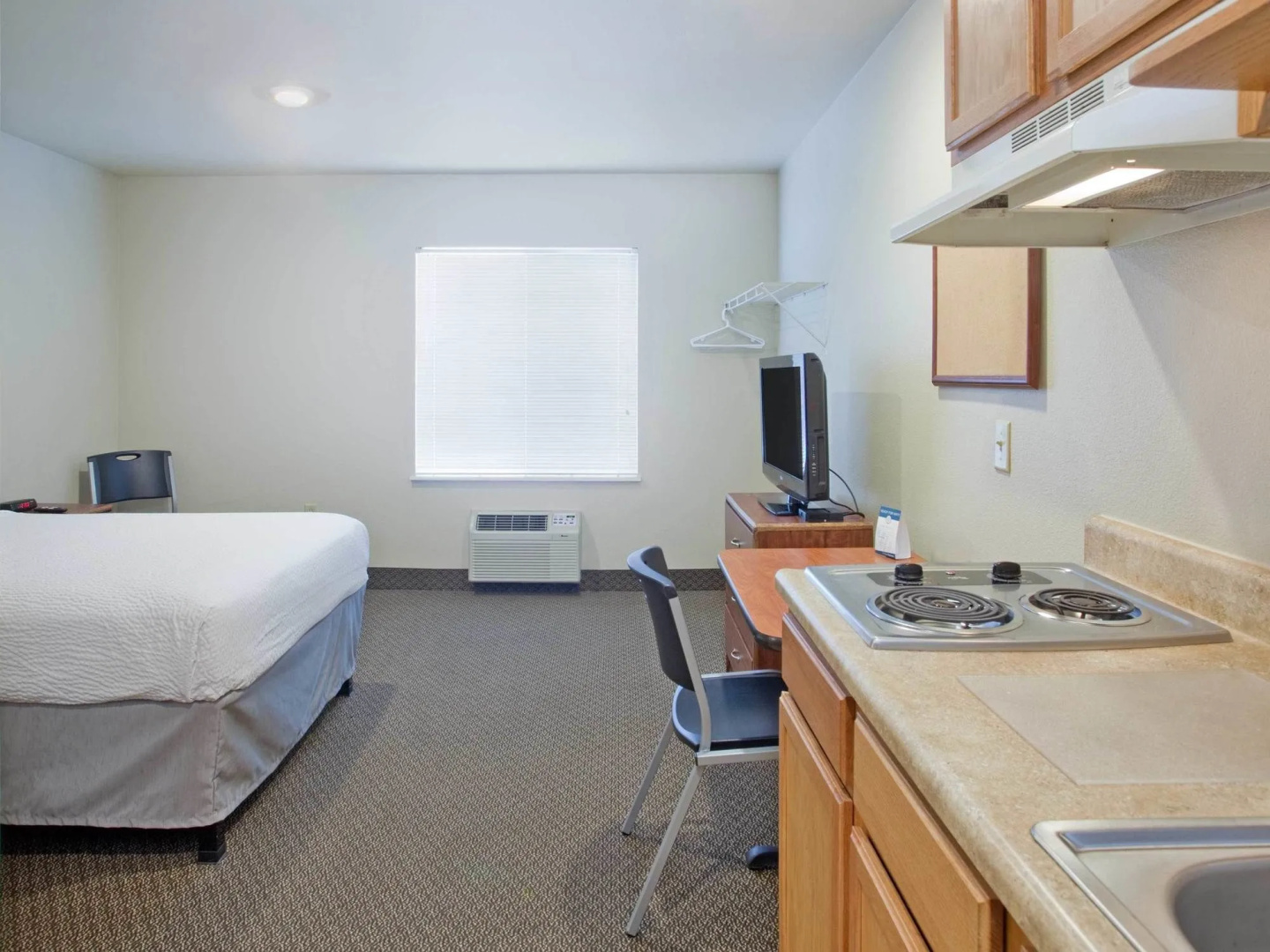 Extended Stay America Select Suites - Pensacola - Northeast