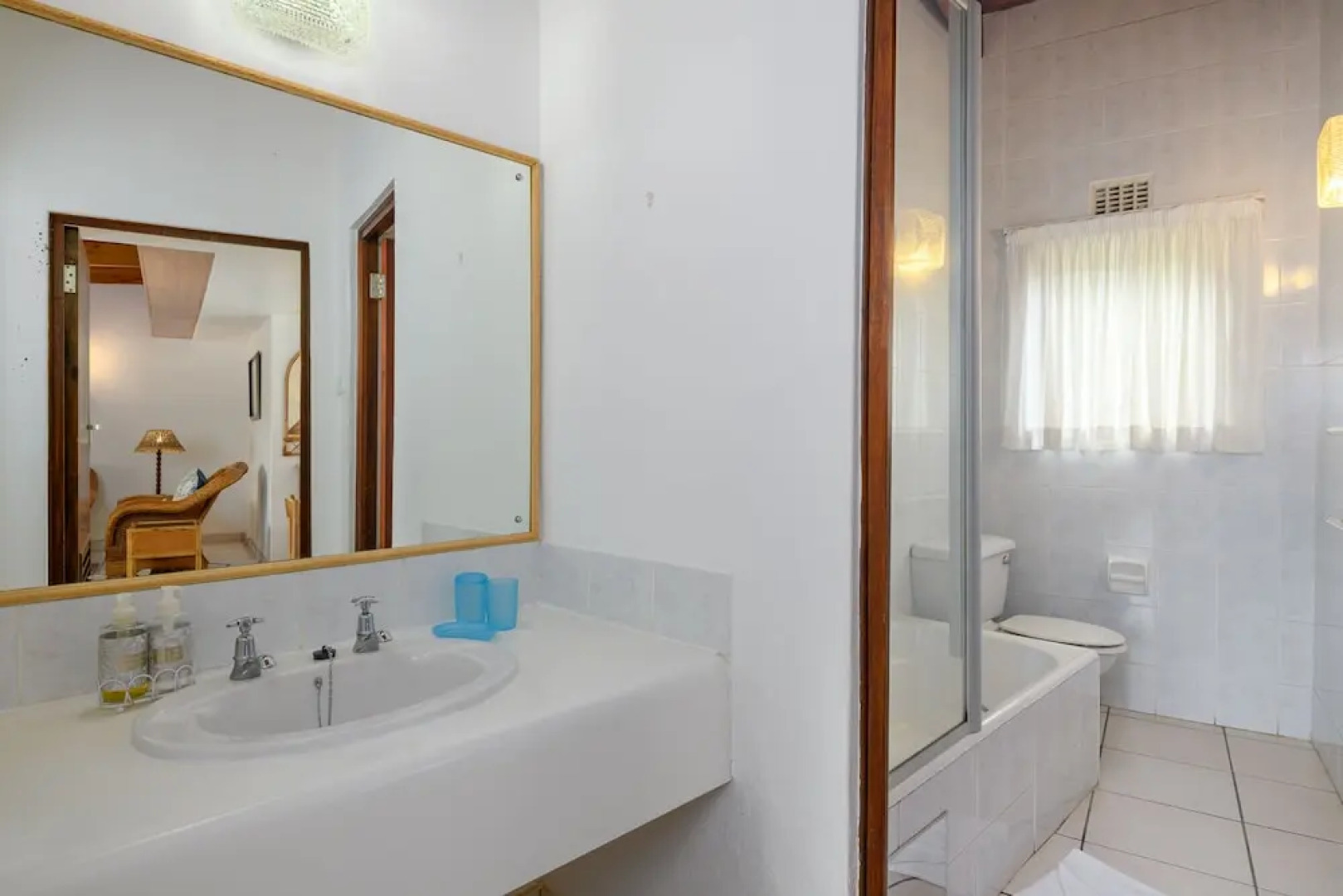 San Lameer Villa Rentals  2843