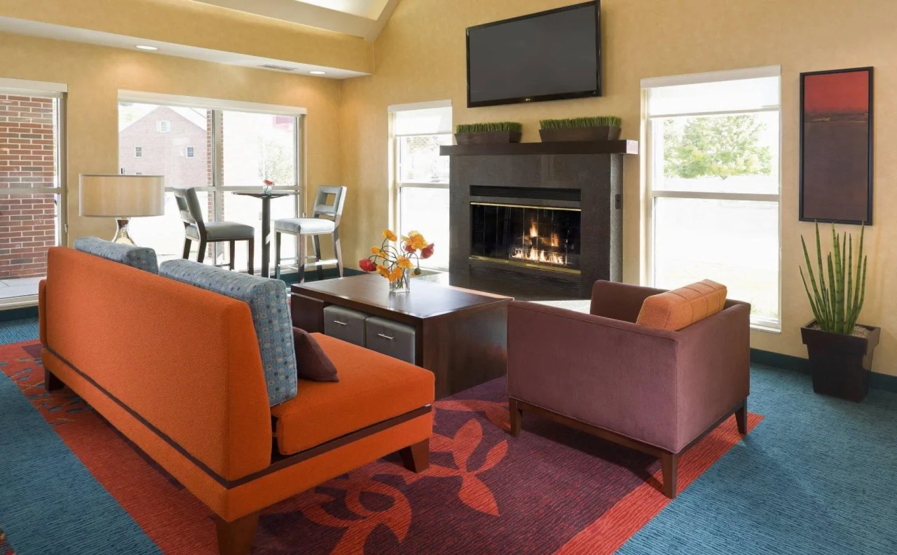 MainStay Suites Appleton Airport - Fox River Mall Area