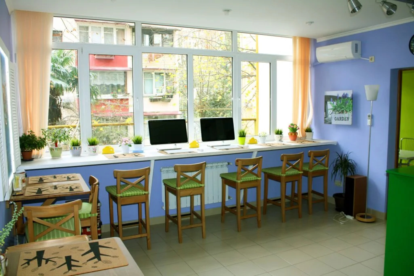 Yozh Hostel