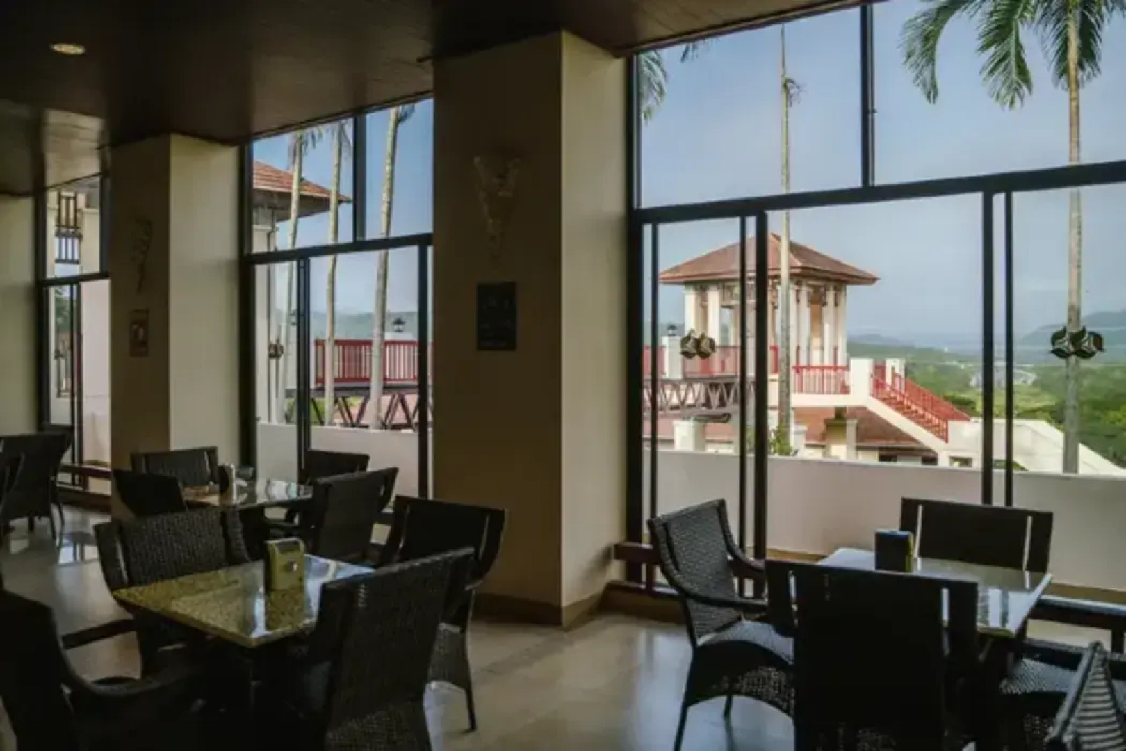 Leaves Valley Resort