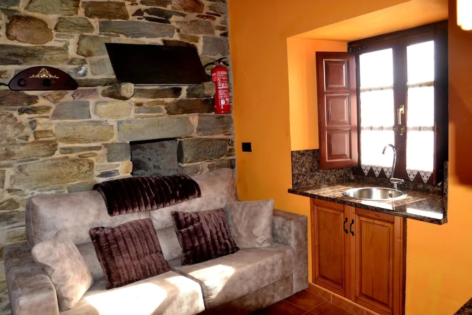 Apartamentos Rurales Ron