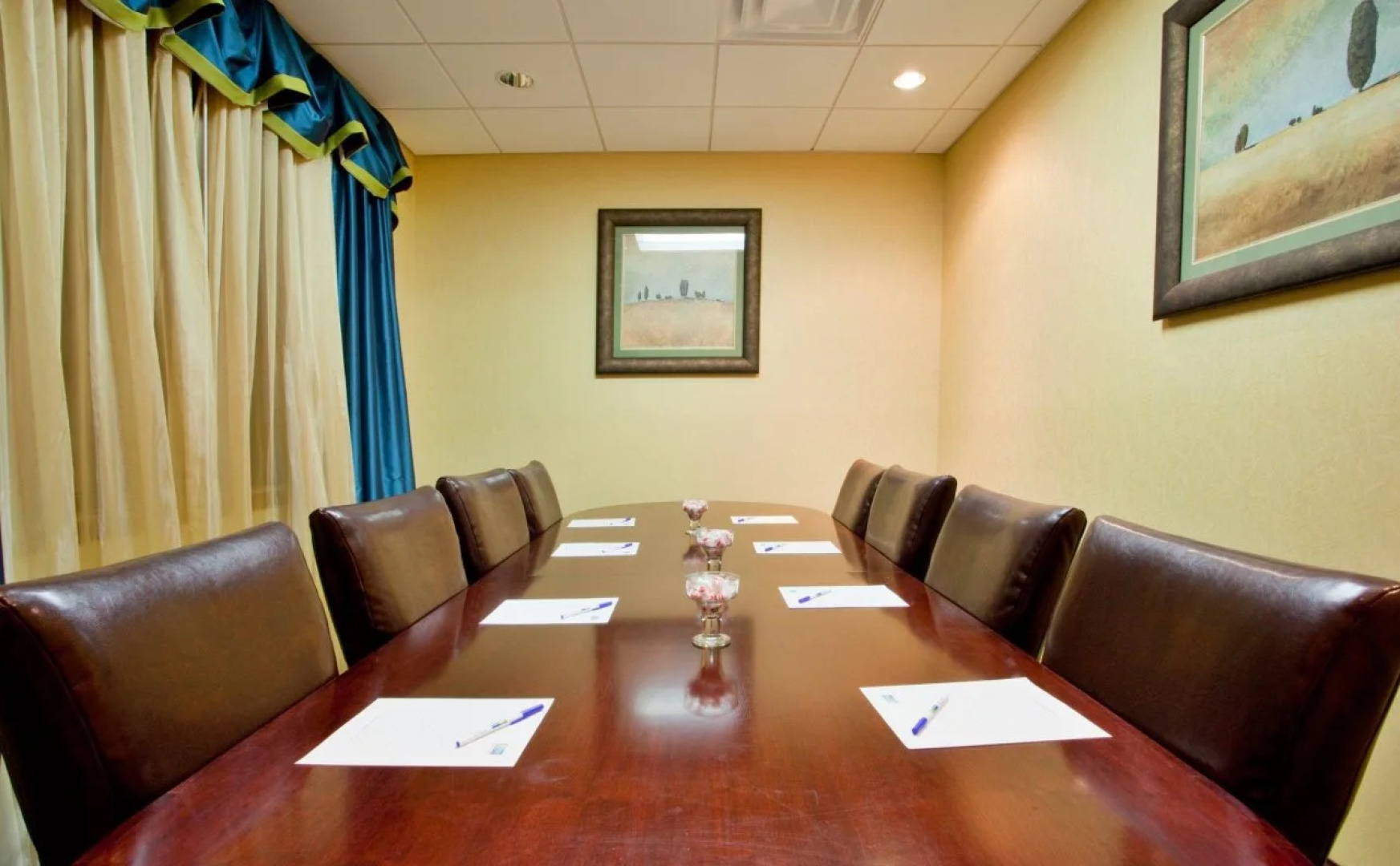 Holiday Inn Express Richmond Downtown by IHG