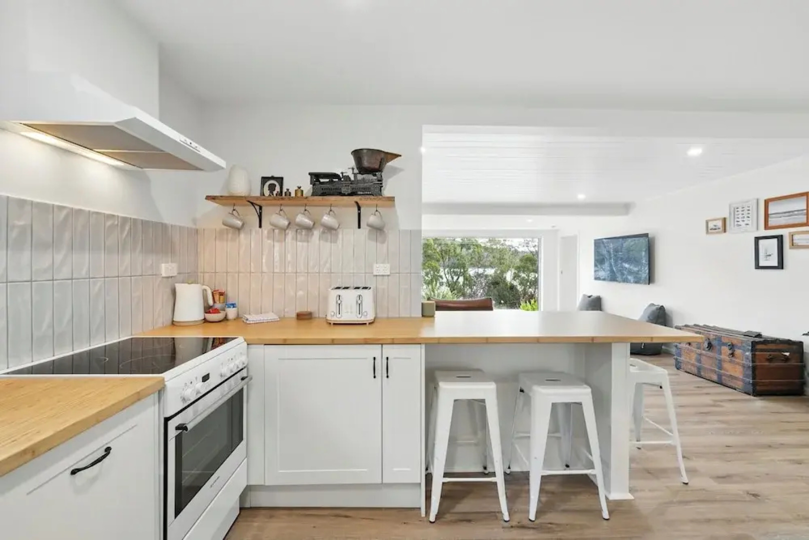 Little Darlin' The Shack