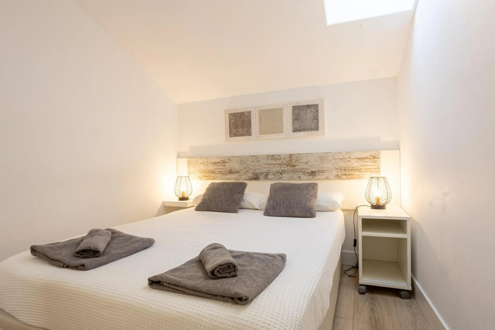 Torrontero con vistas al mar