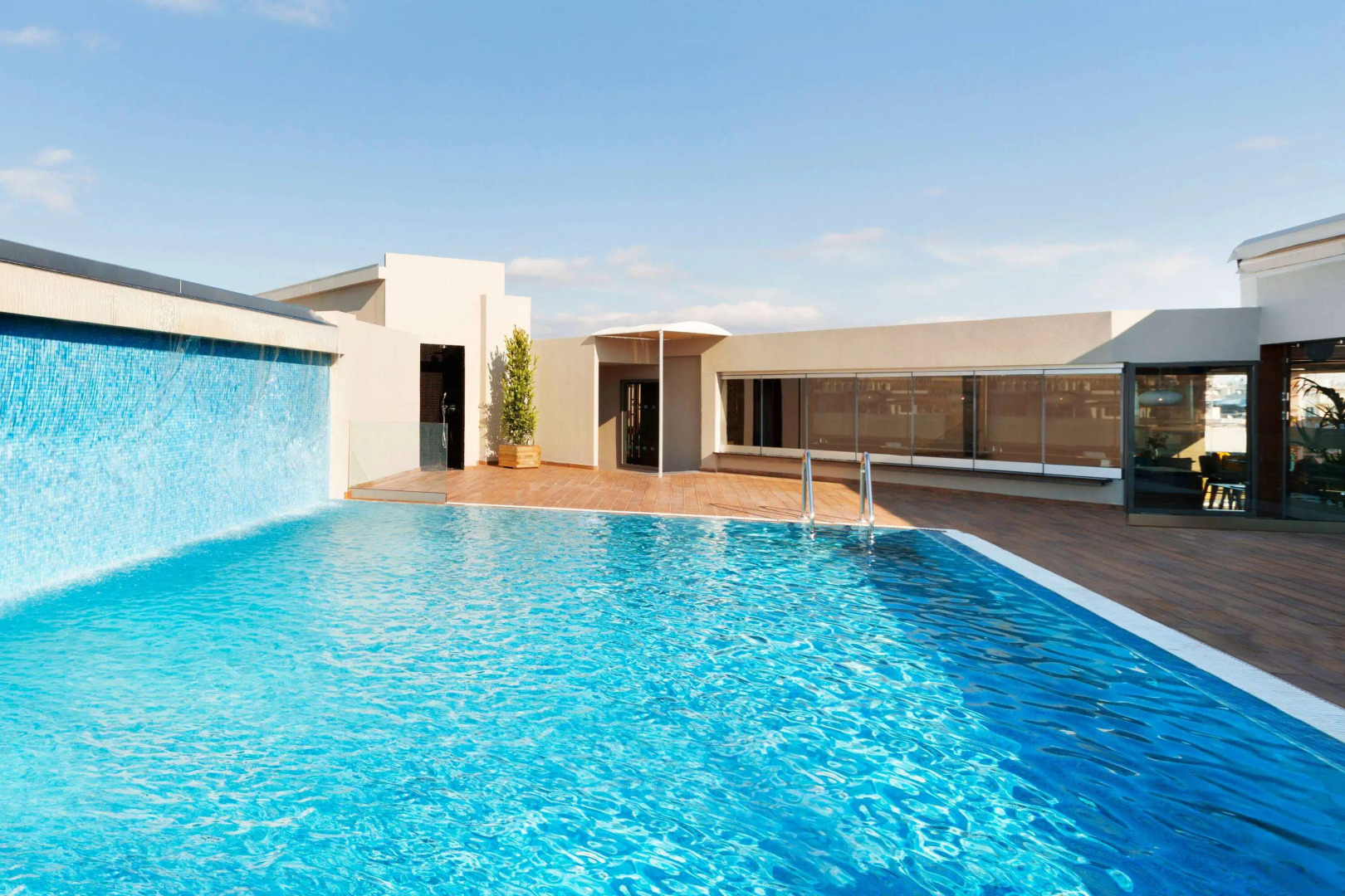 Отель Zeus Wyndham Grand Athens