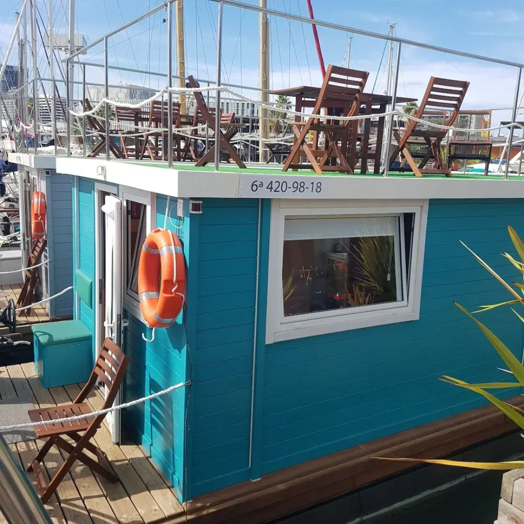 Vintage Classic 70s Boat!