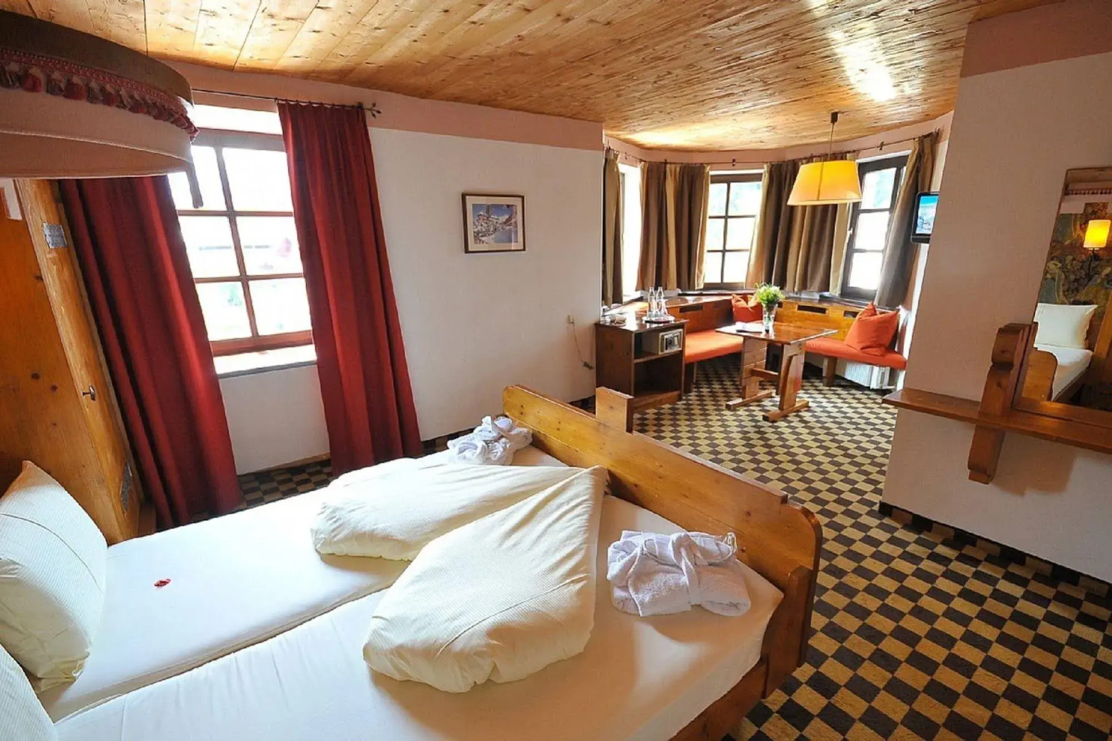 Schlosshotel Rosenegg