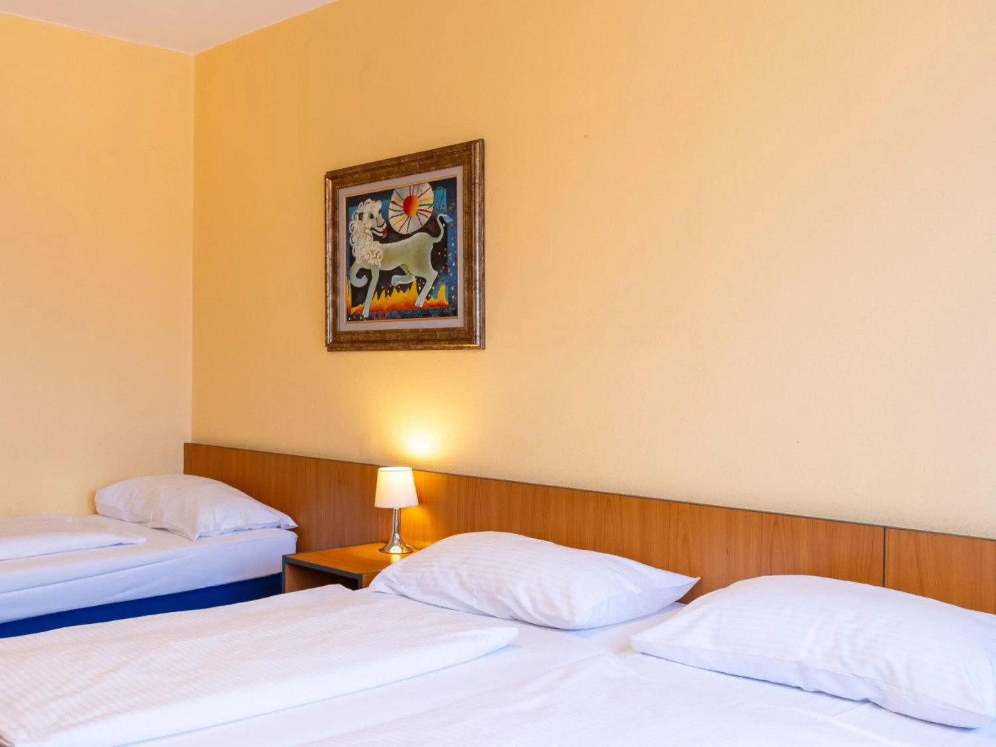 Good Morning + Berlin City East