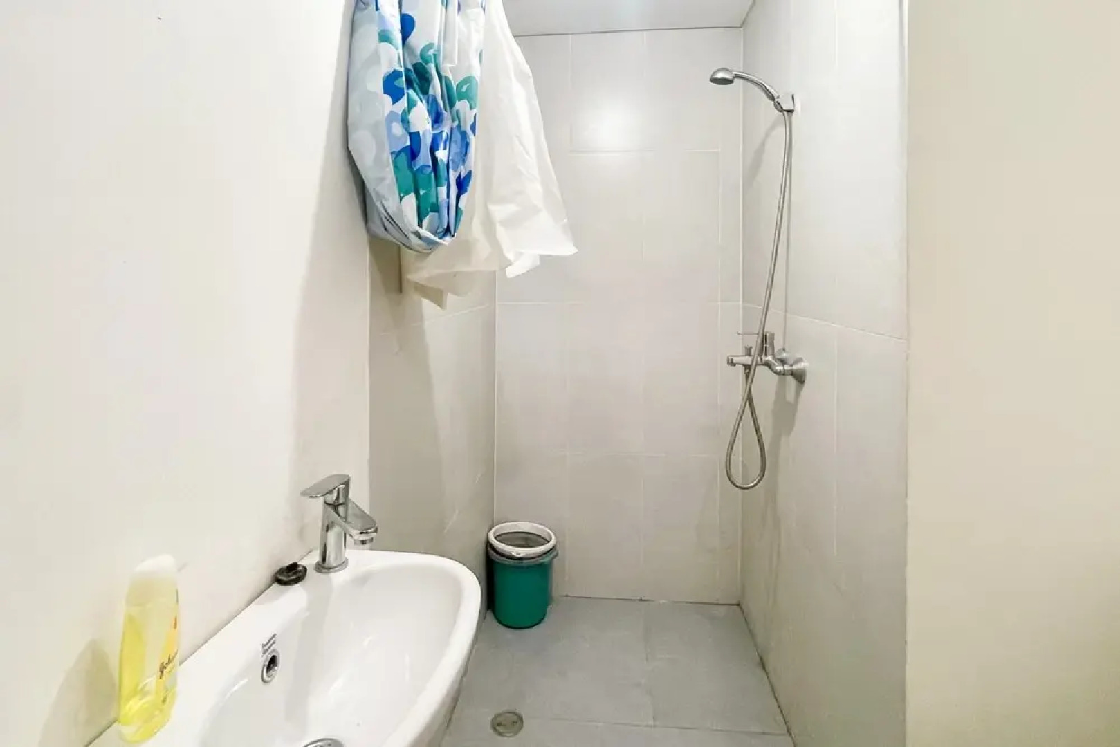 RedLiving Apartemen Royal Park Sentul by Bogor Staycation