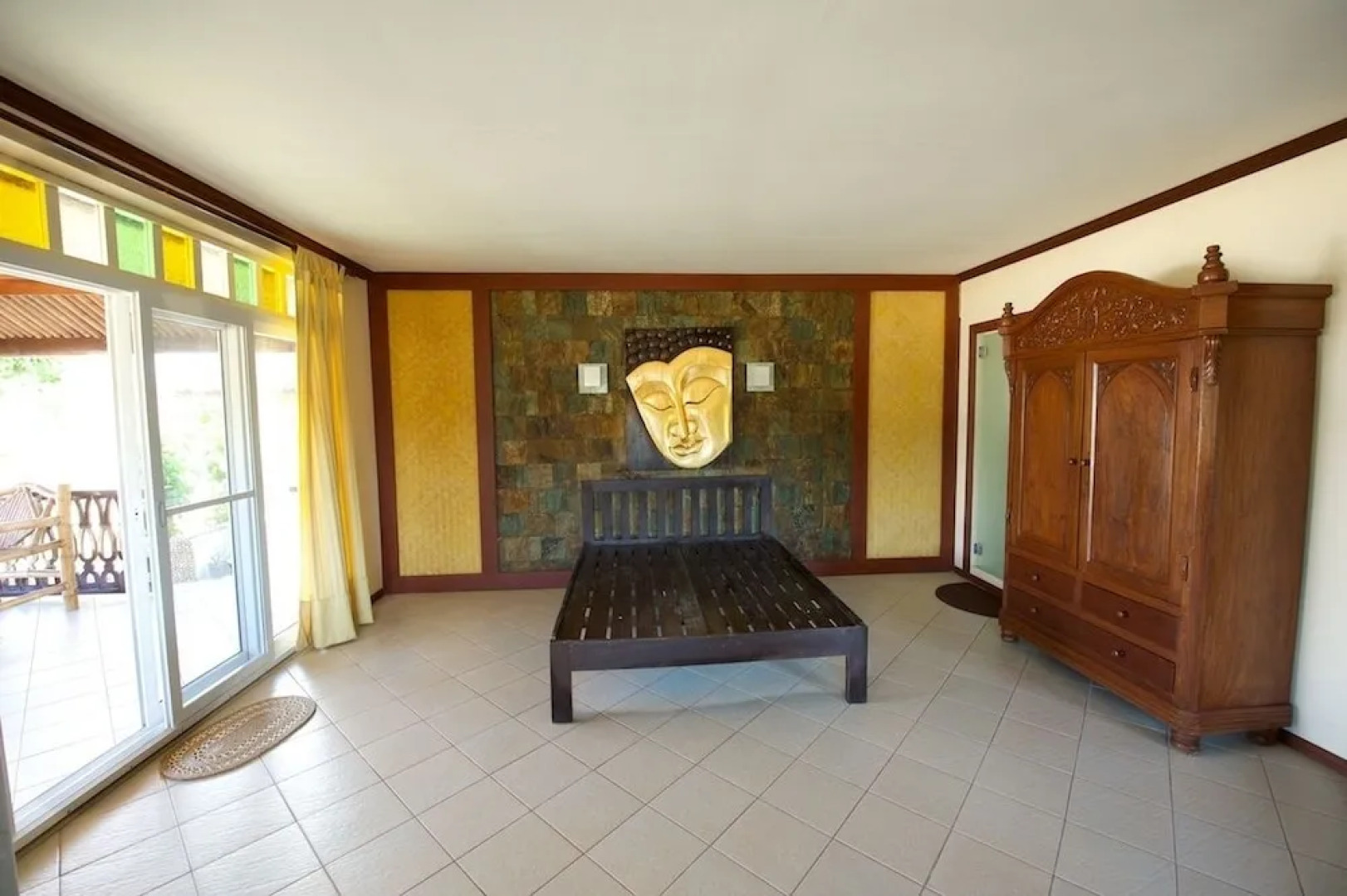 Thresher Cove Dive Resort