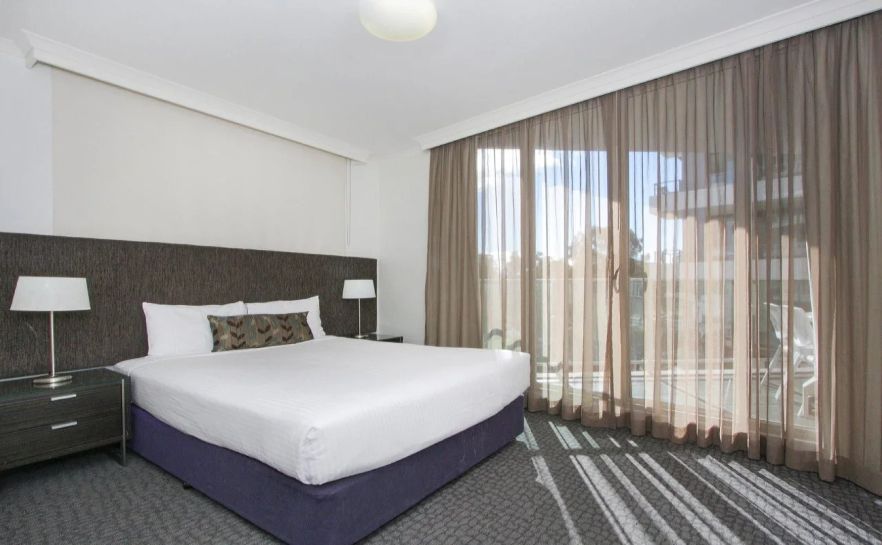 Pacific Suites Canberra