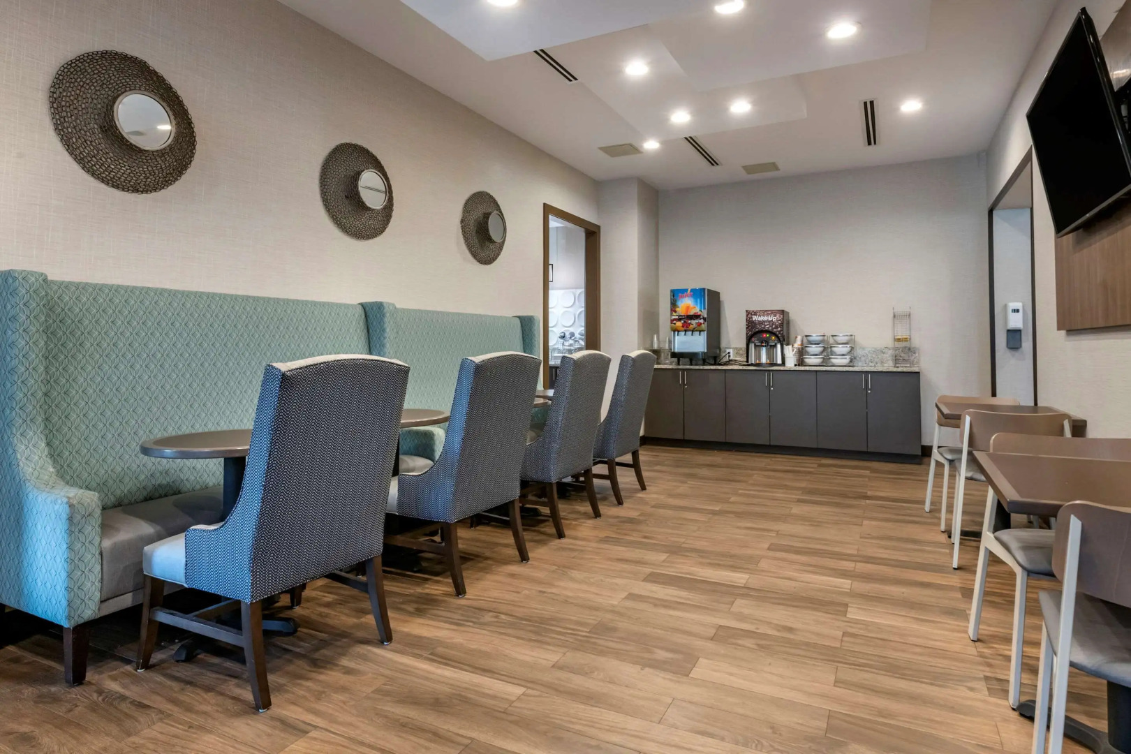 Comfort Suites Fort Lauderdale Airport & Cruise Port