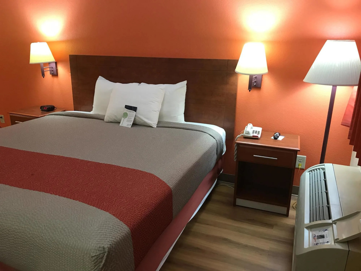 Rodeway Inn & Suites