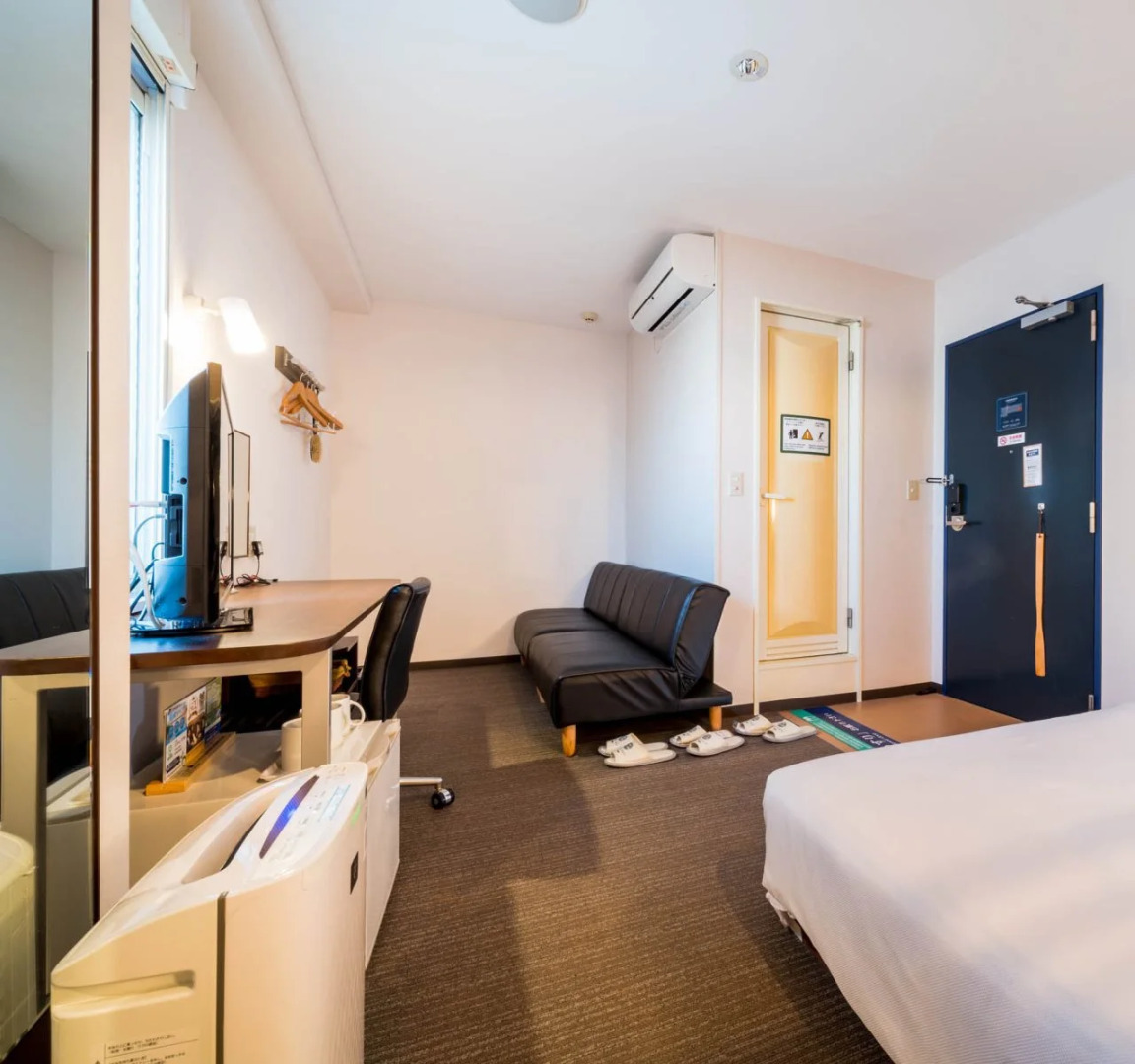 Super Hotel JR Fujiekimae Kinenkan