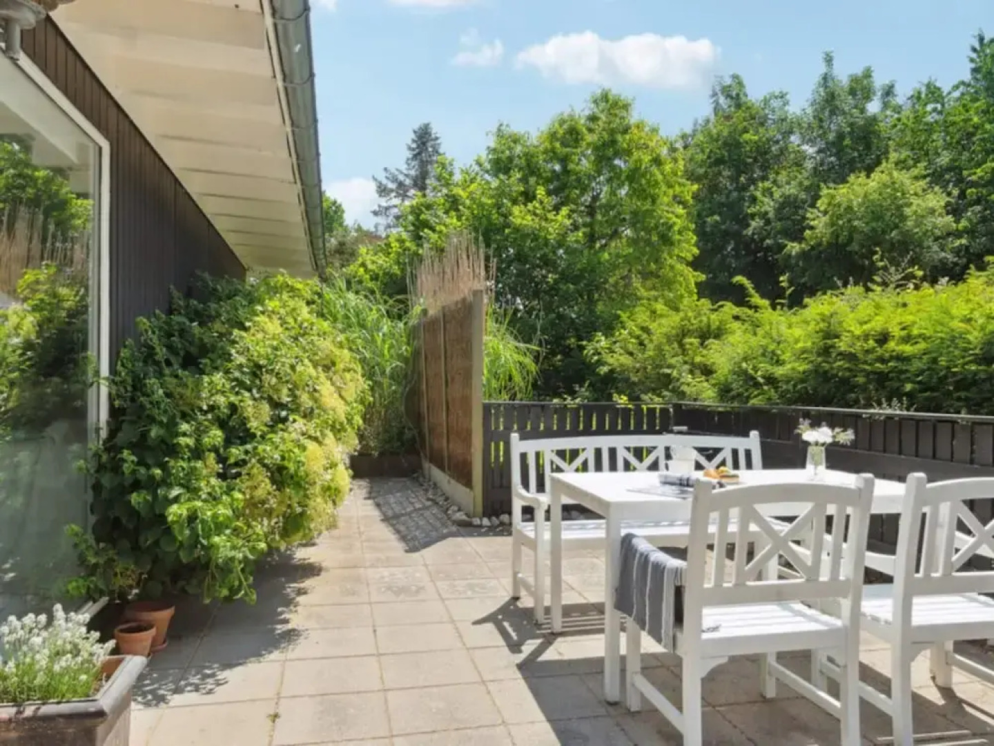 6 Person Holiday Home in Dronningmolle