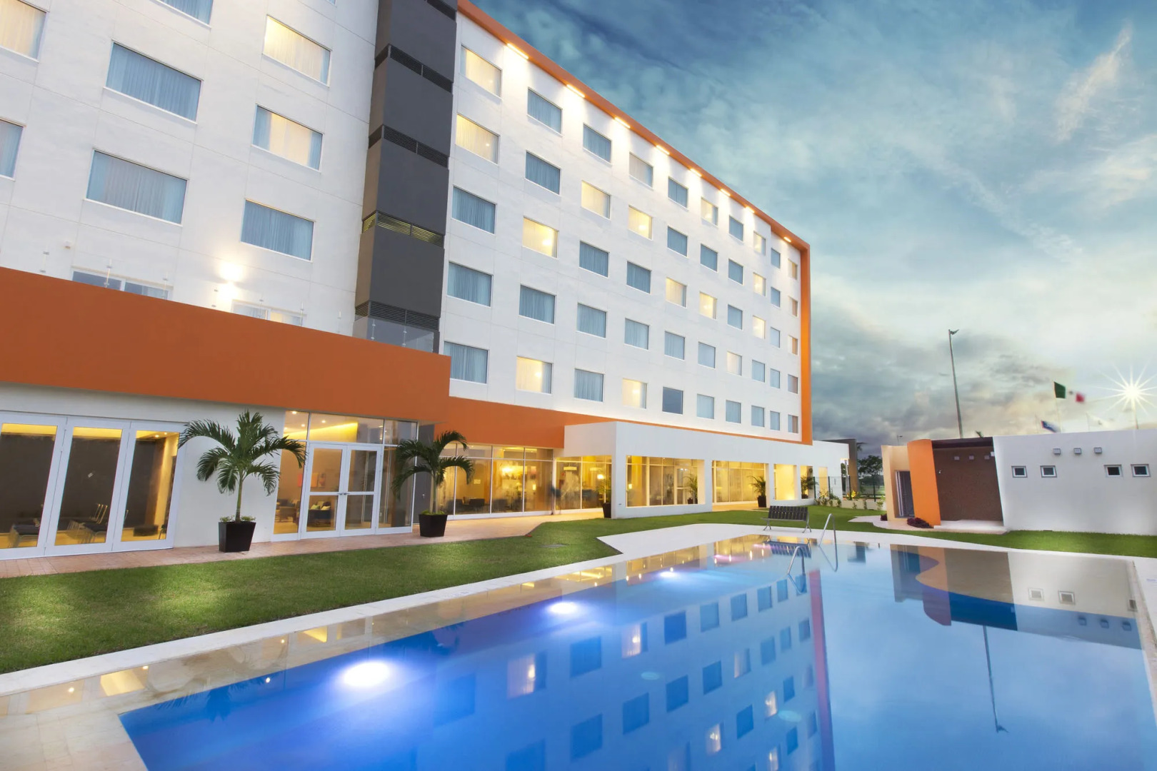 Hampton Inn & Suites by Hilton Paraiso