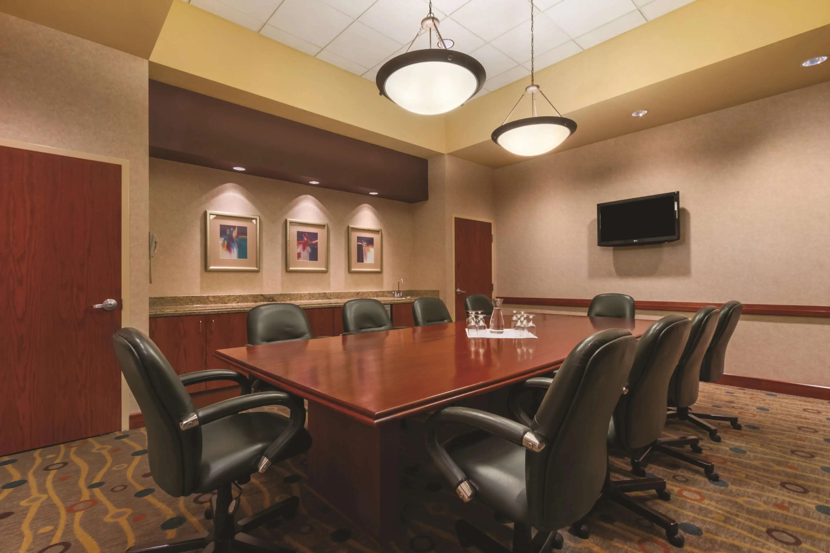 Embassy Suites by Hilton Portland Airport