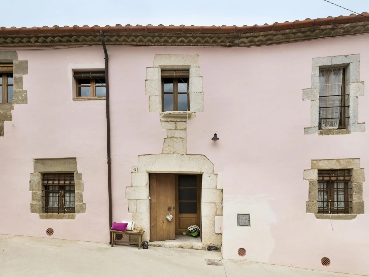 Luxurious Traditional Catalan House With Pool in Marenya, Costa Brava-empordà