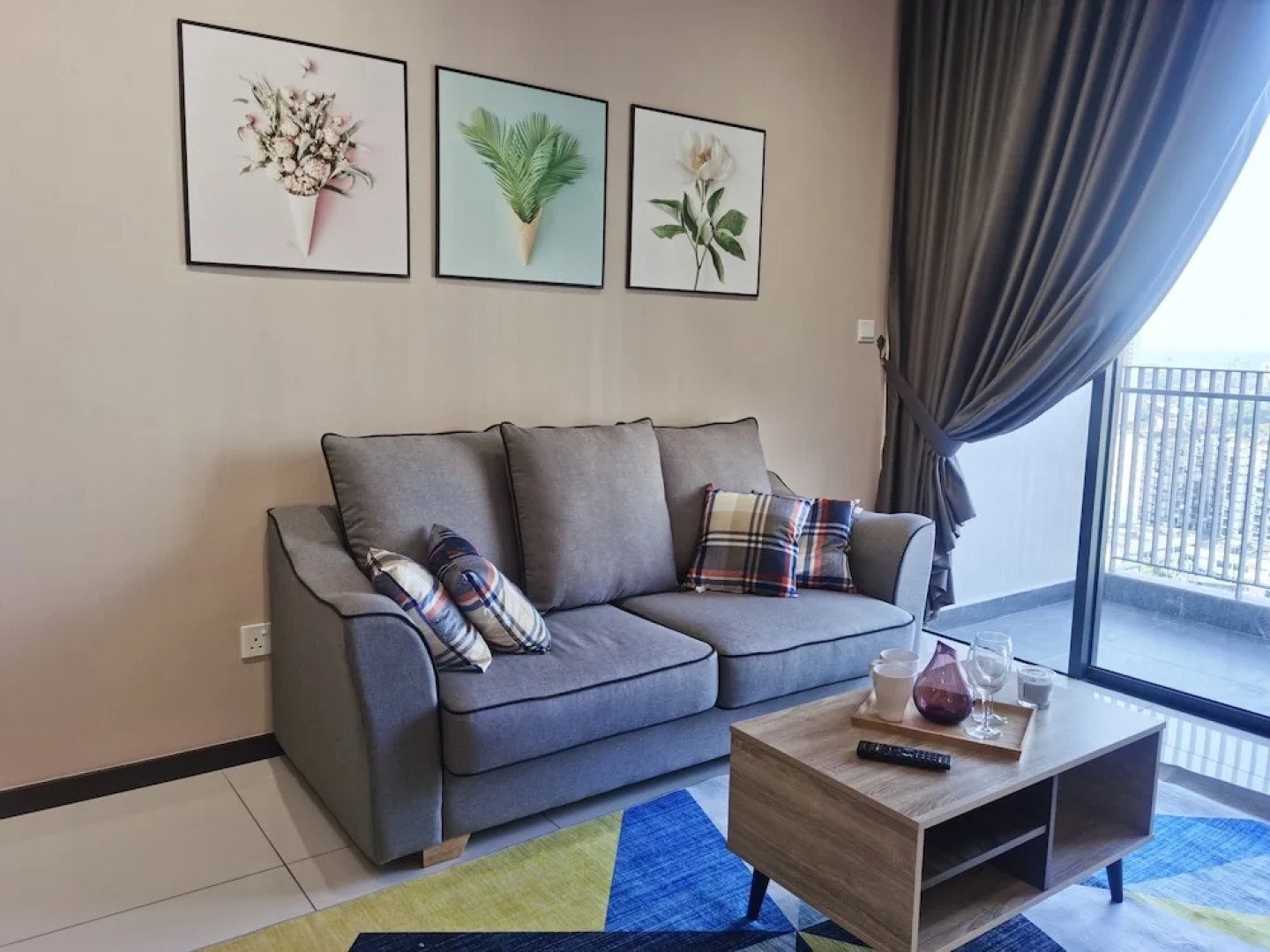 Luminari Suite by Homez Suite